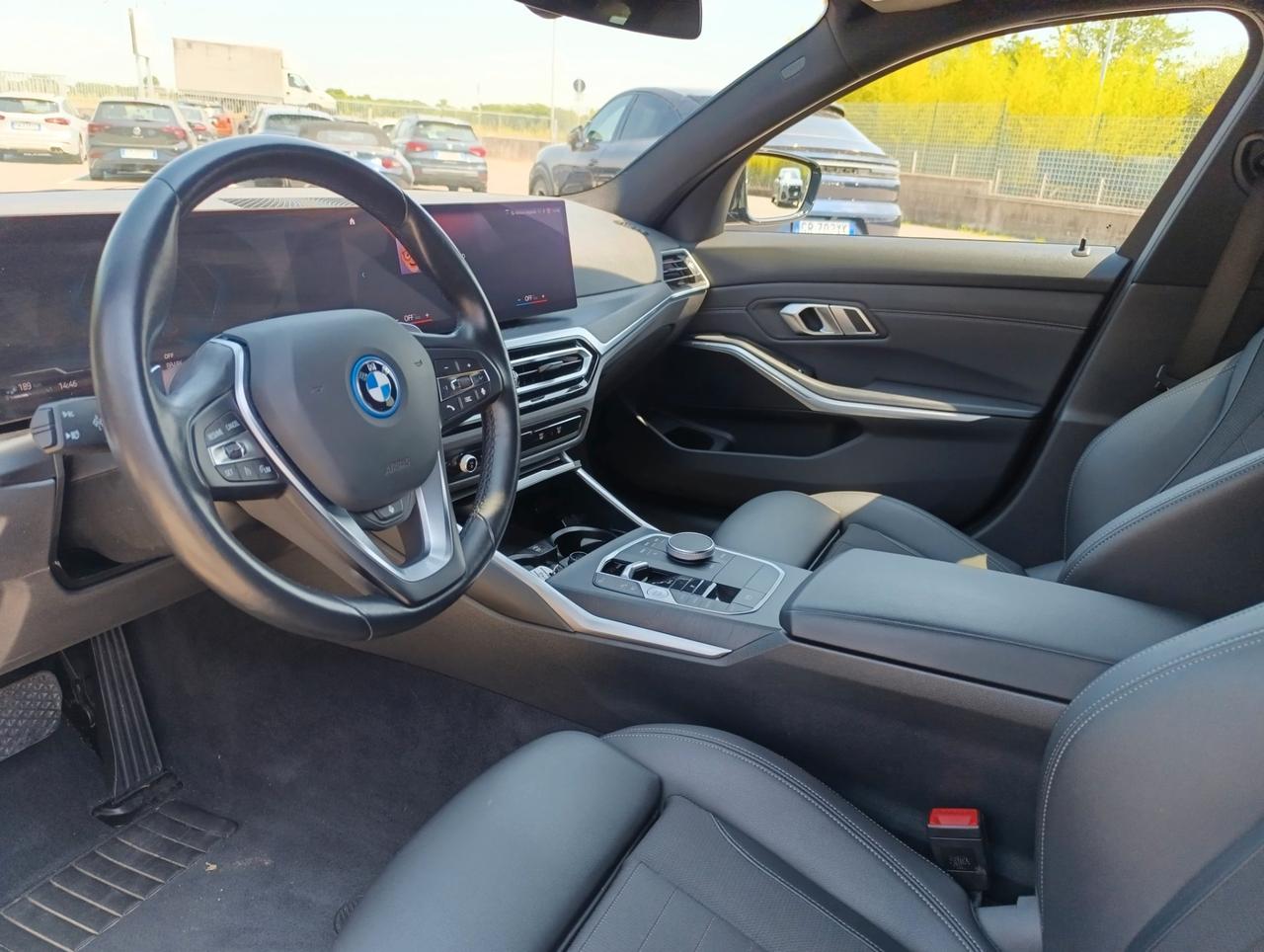 BMW 330 e Touring auto