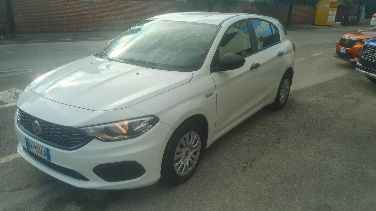 Fiat Tipo 1.3 Mjt S&S 5 porte Pop