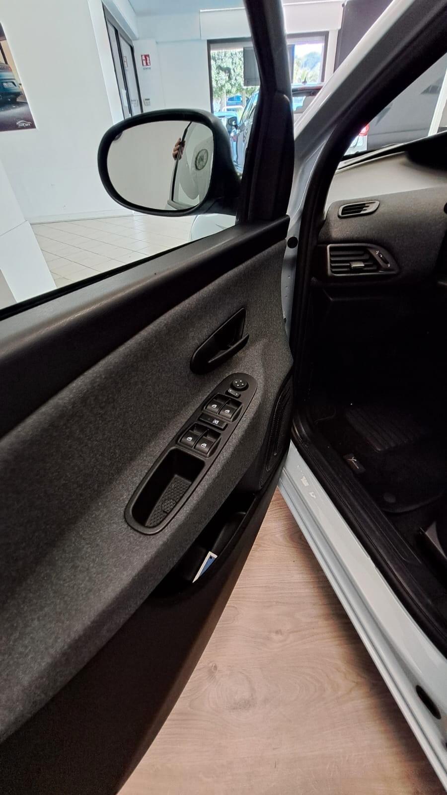 Lancia Ypsilon 1.0 FireFly 5 porte S&S Hybrid Platino