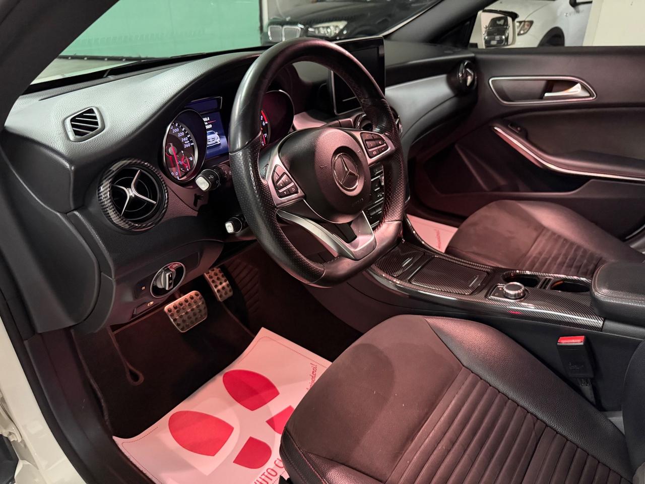Mercedes-benz CLA 200 CDI Premium