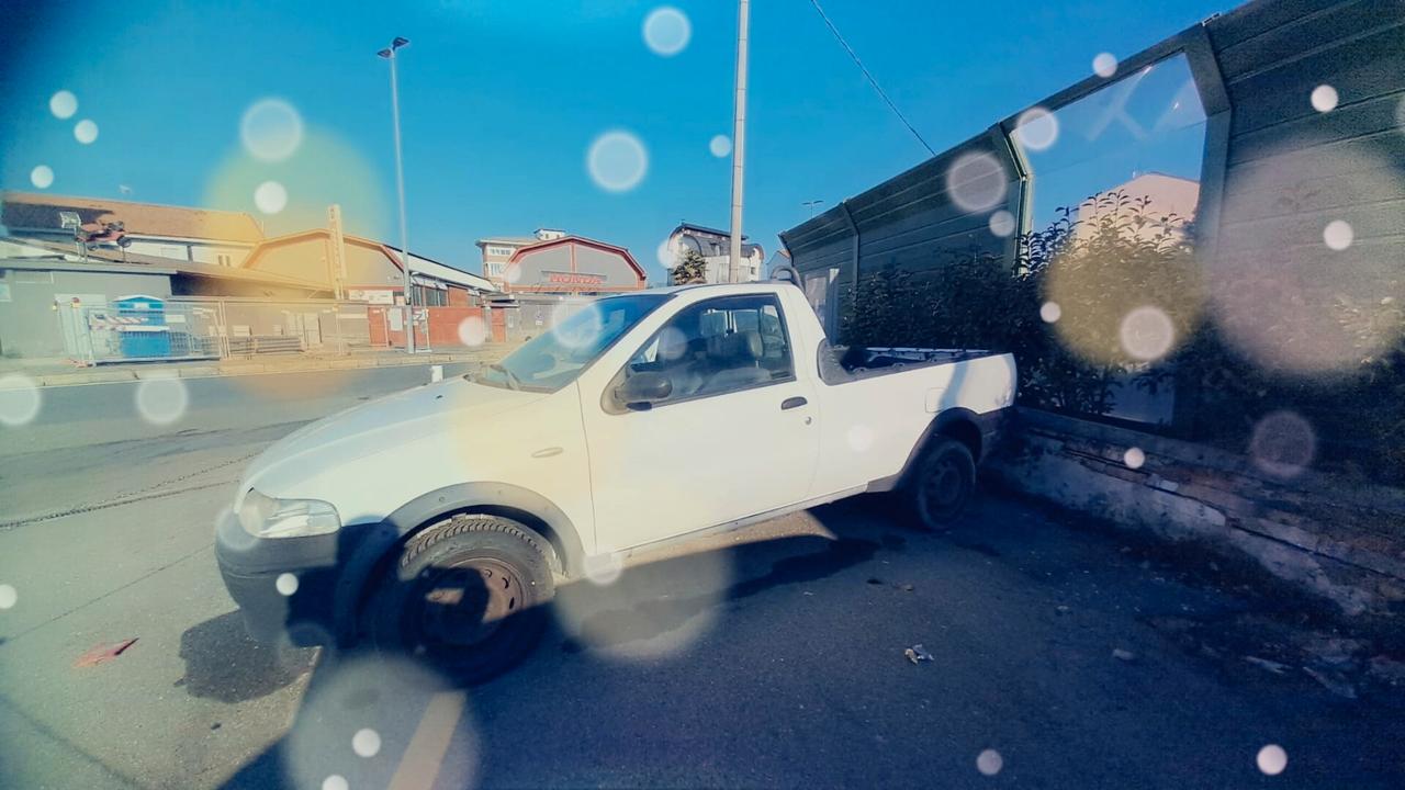 Fiat Strada 1.9 diesel Pick-up