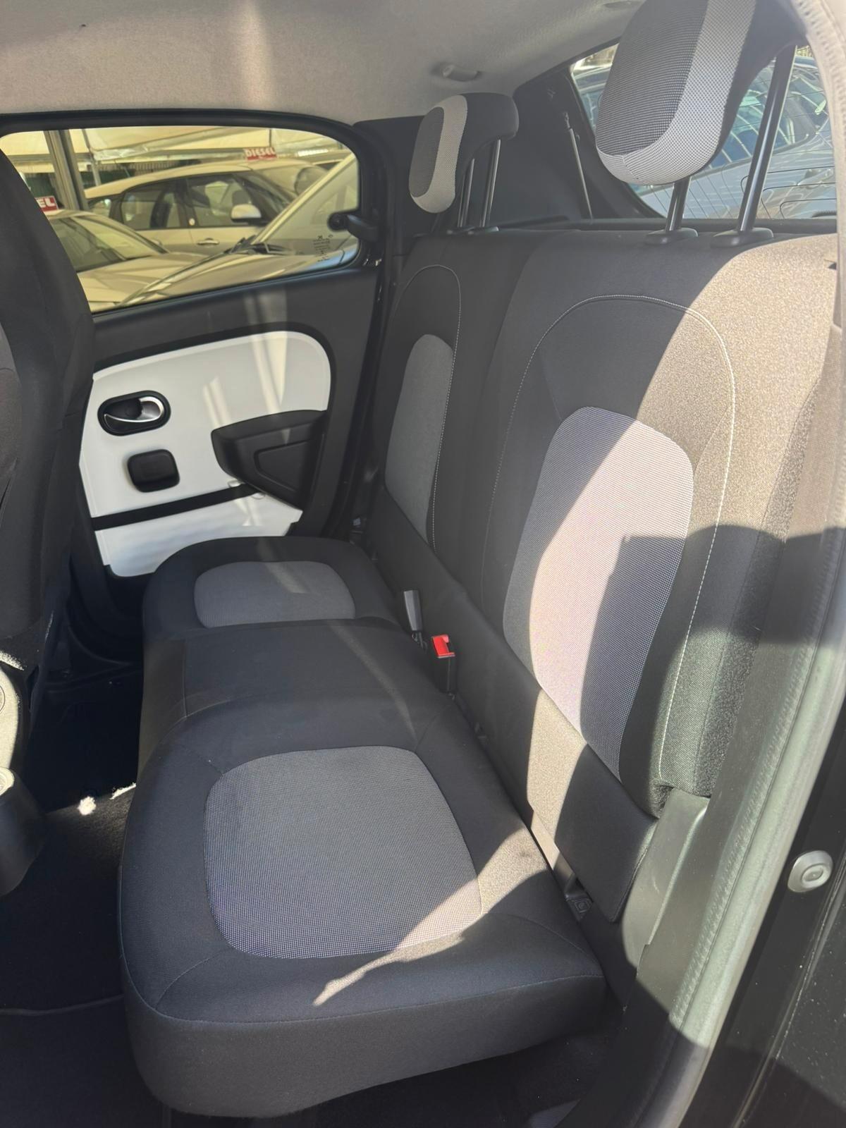 Renault Twingo SCE STOPESTART LA PARISIENNE