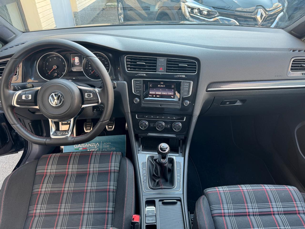Volkswagen Golf GTI Performance 2.0 TSI 3p.