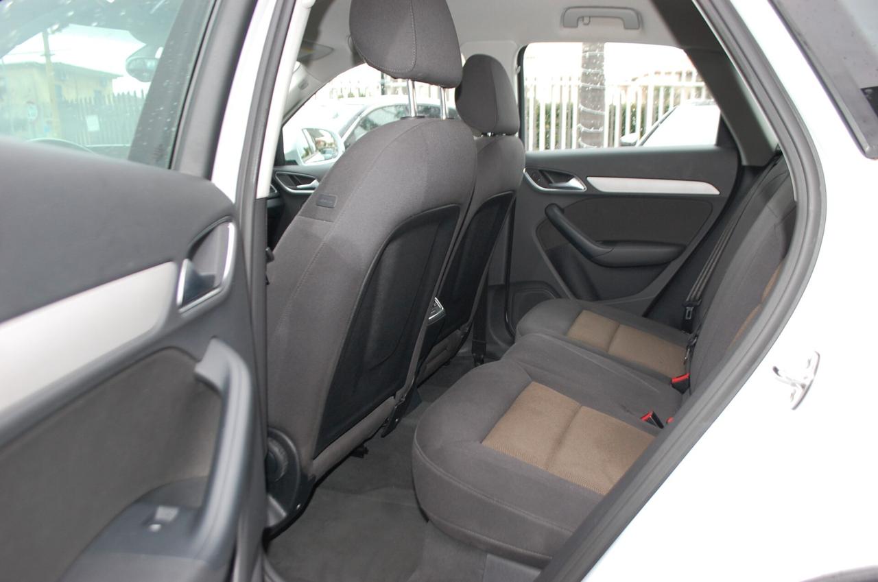Audi Q3 2.0 tdi Business Quattro 140CV S-Tronic Uff Italy