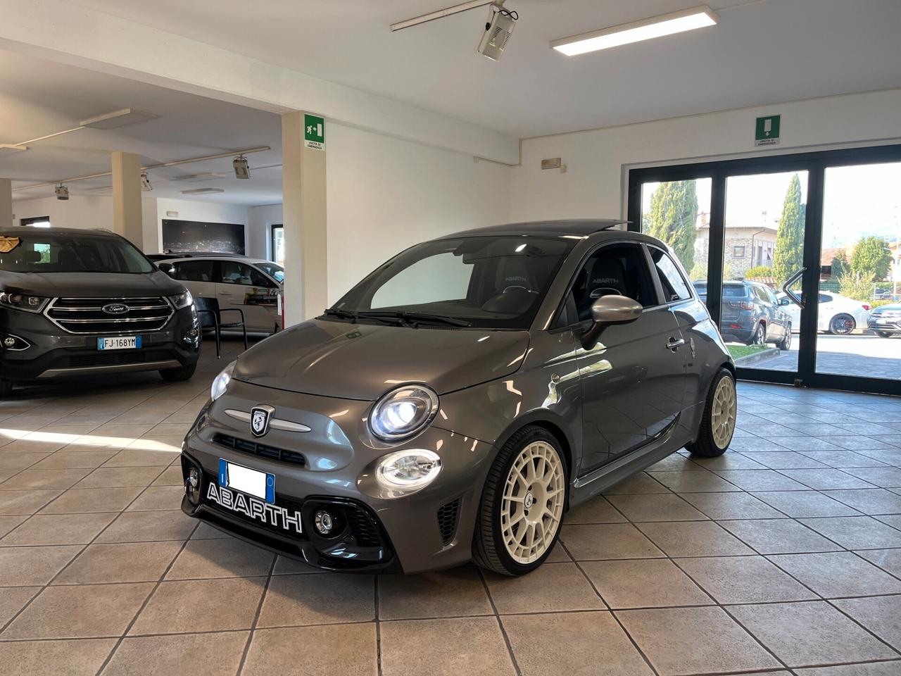 Abarth 595 1.4 Turbo T-Jet 165 CV Turismo