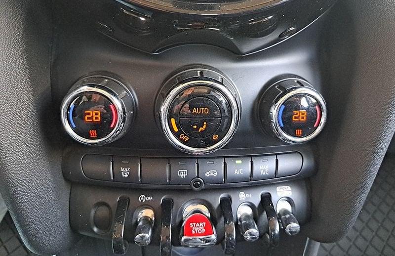 MINI Mini 5 porte 1.5 Cooper D 5p Business auto