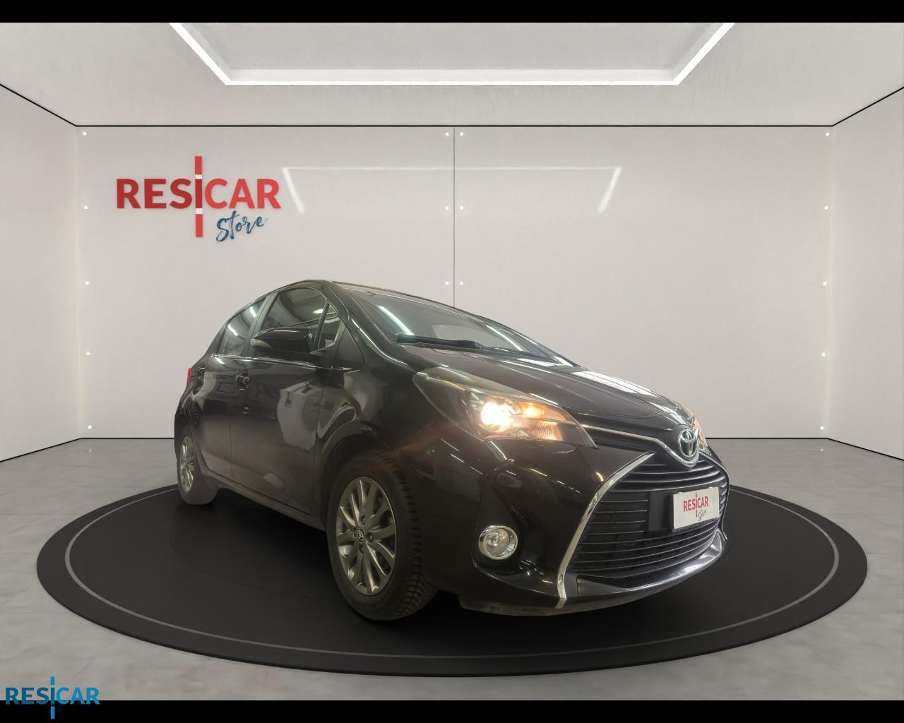 TOYOTA Yaris 5p 1.0 Active IDONEA NEOPATENTATO