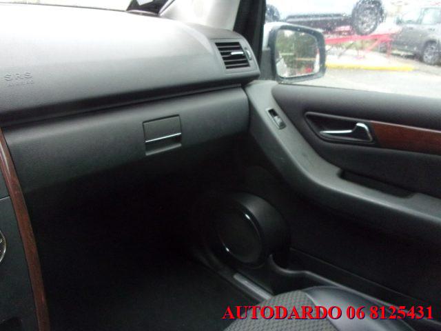 MERCEDES-BENZ A 180 CDI Elegance