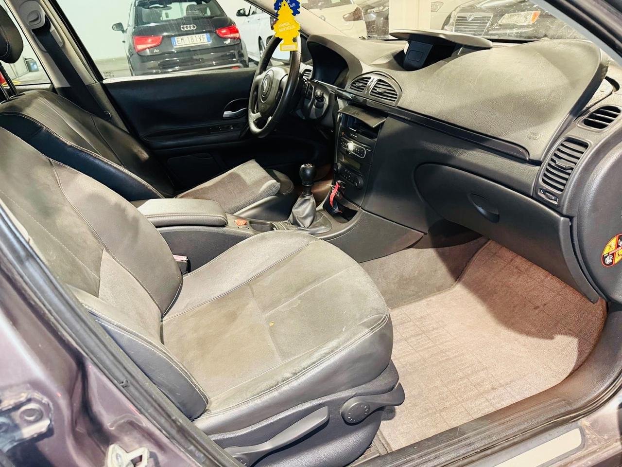 RENAULT LAGUNA 2.0 DCI 150 CV*NAVIGATORE*PELLE*