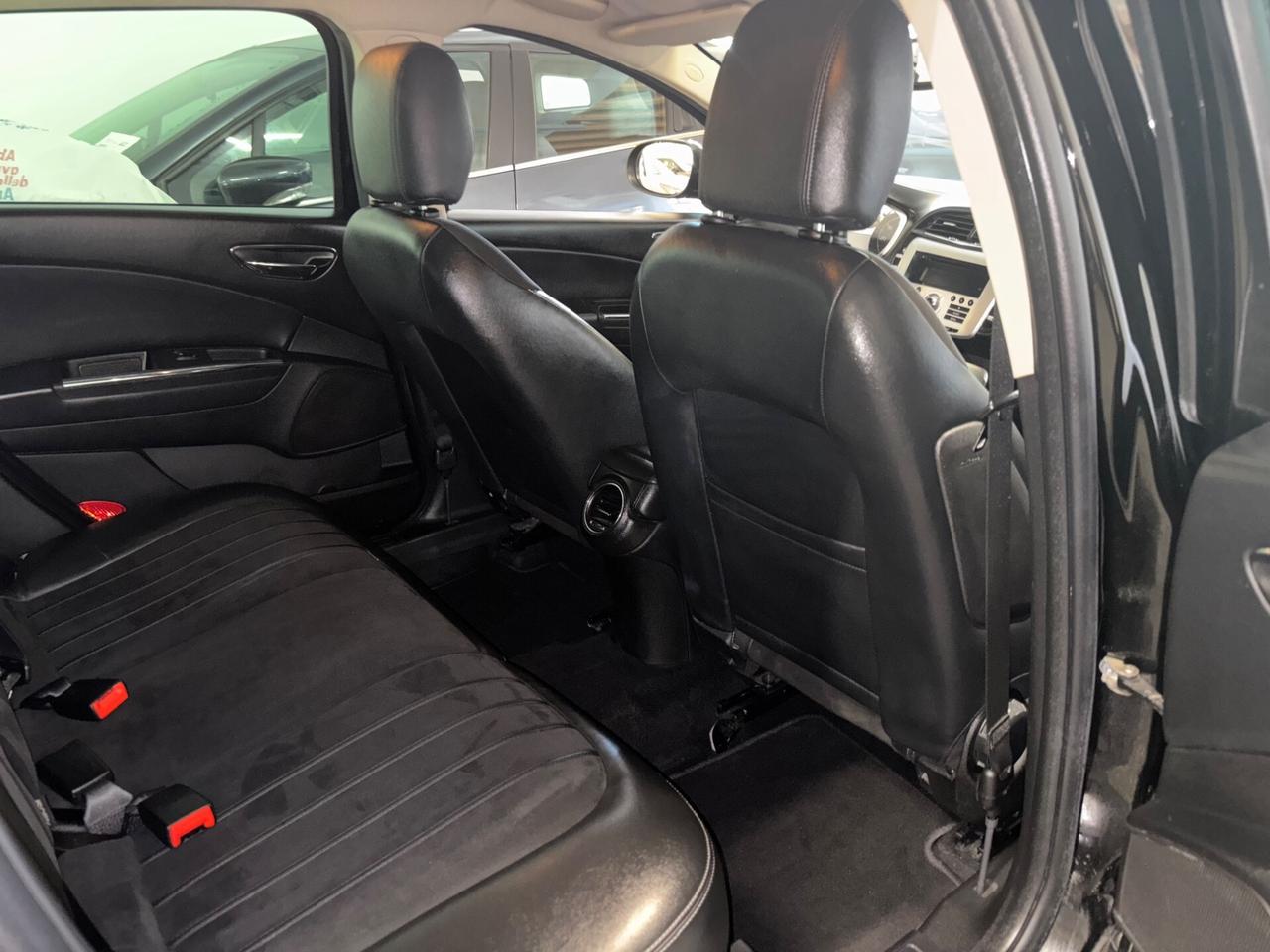 Lancia Delta 1.6 MJT Gold Edition