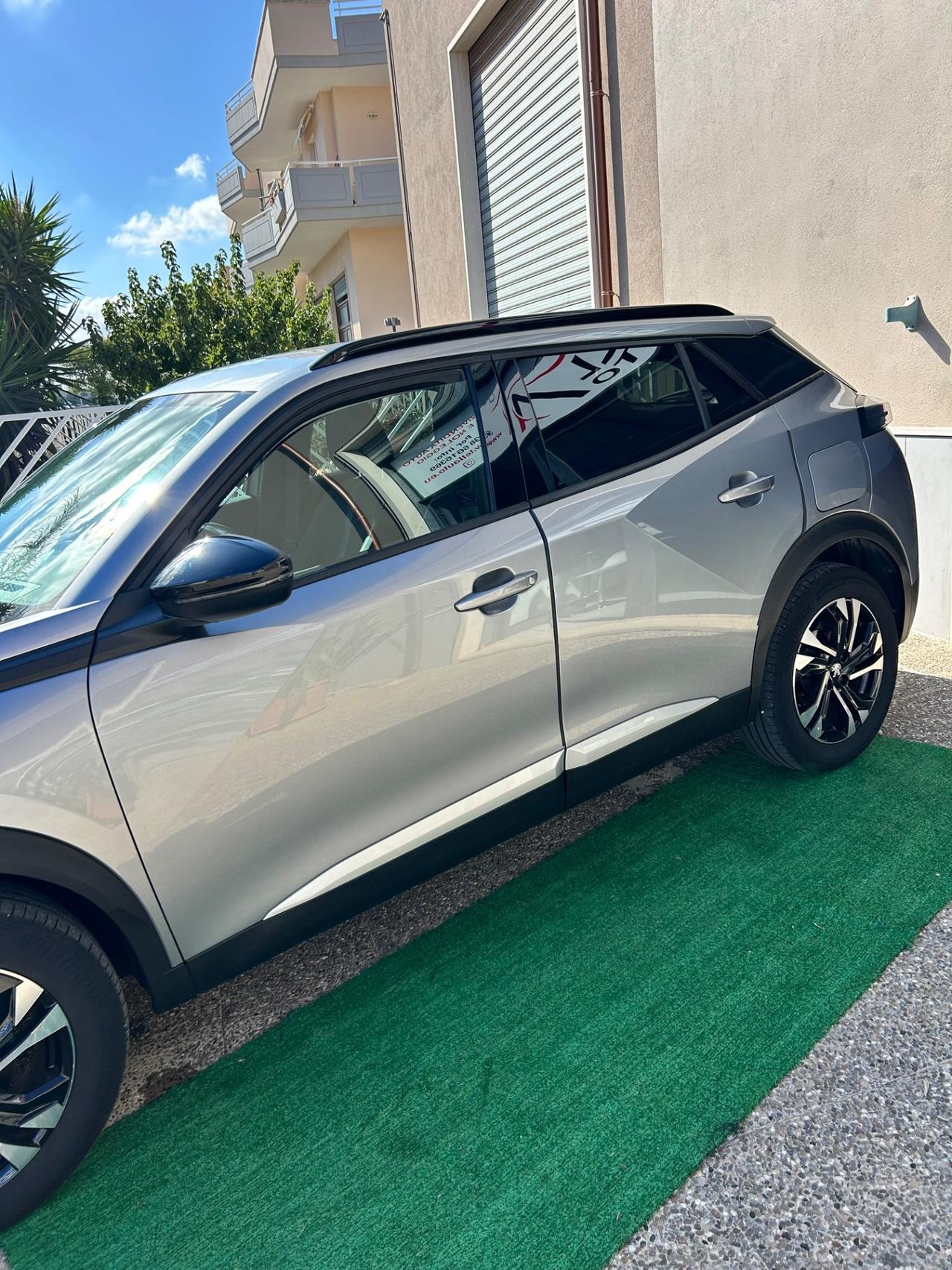 Peugeot 2008 BlueHDi 130 S&S EAT8 Allure