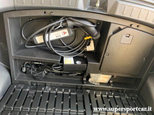 MITSUBISHI Eclipse Cross 2.4 MIVEC 4WD PHEV Instyle SDA Pack 0