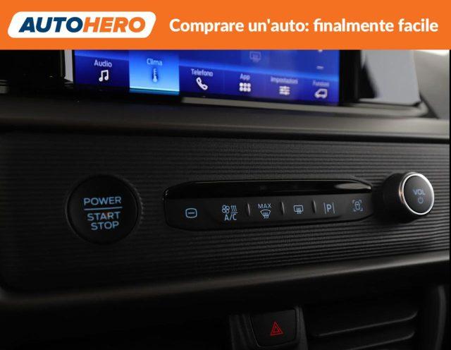 FORD Tourneo Courier 1.0 EcoBoost Powershift Titanium