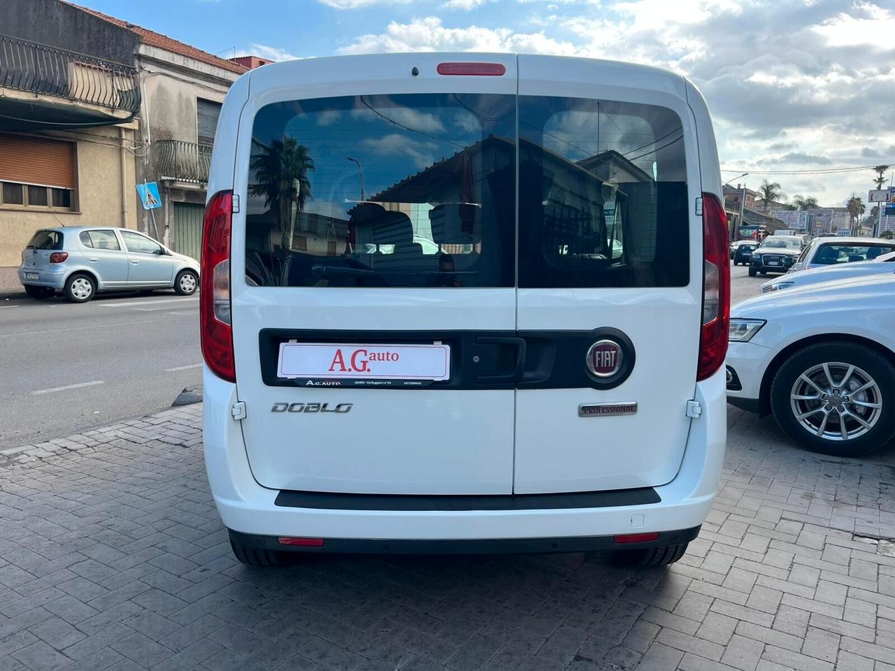 Fiat Doblo Doblò 1.6 MJT 105CV Combi N1 Easy AUTOCARRO 5POSTI