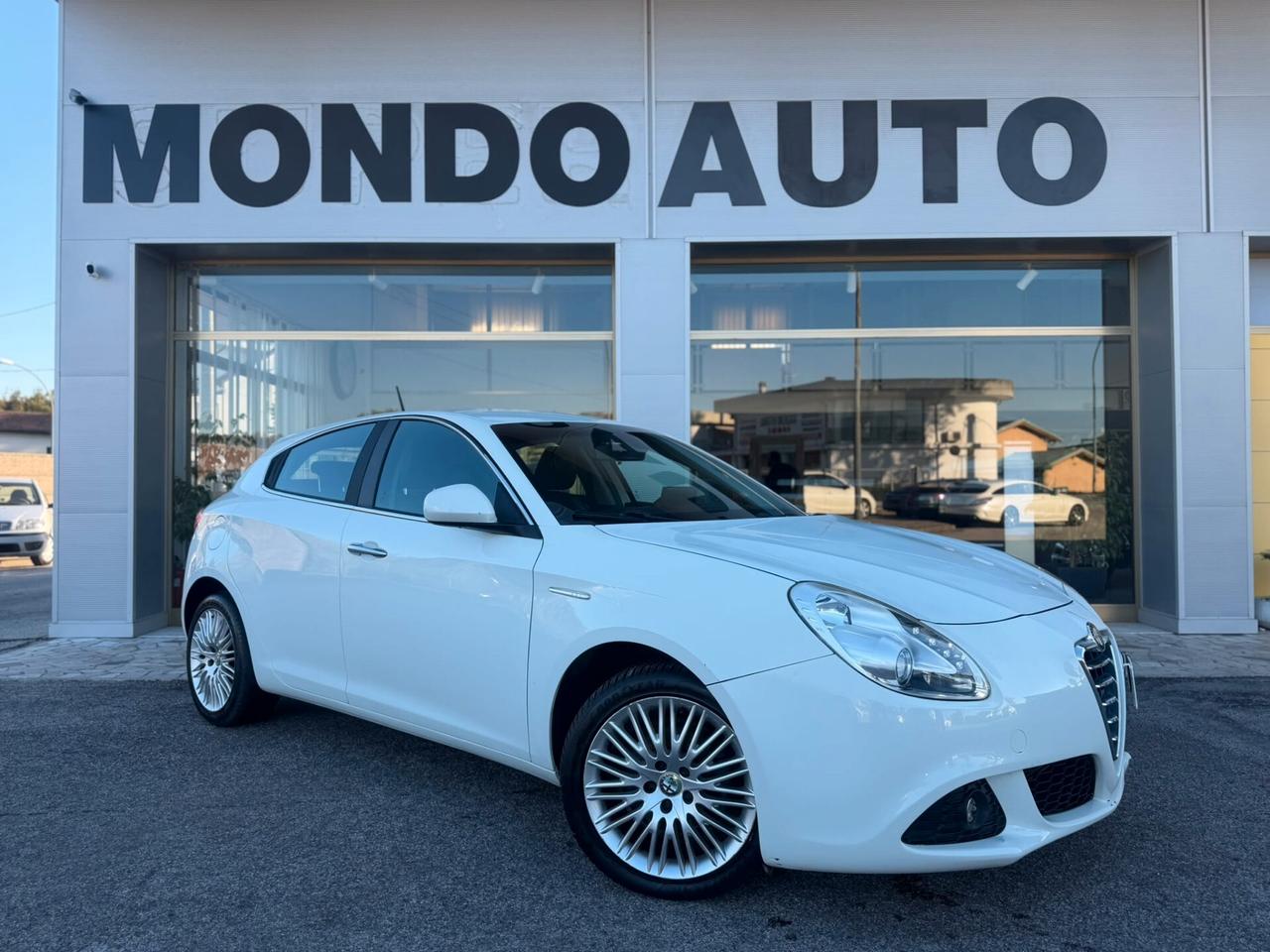 Alfa R. Giulietta 1.6 JTDm-2 105 CV Distinctive