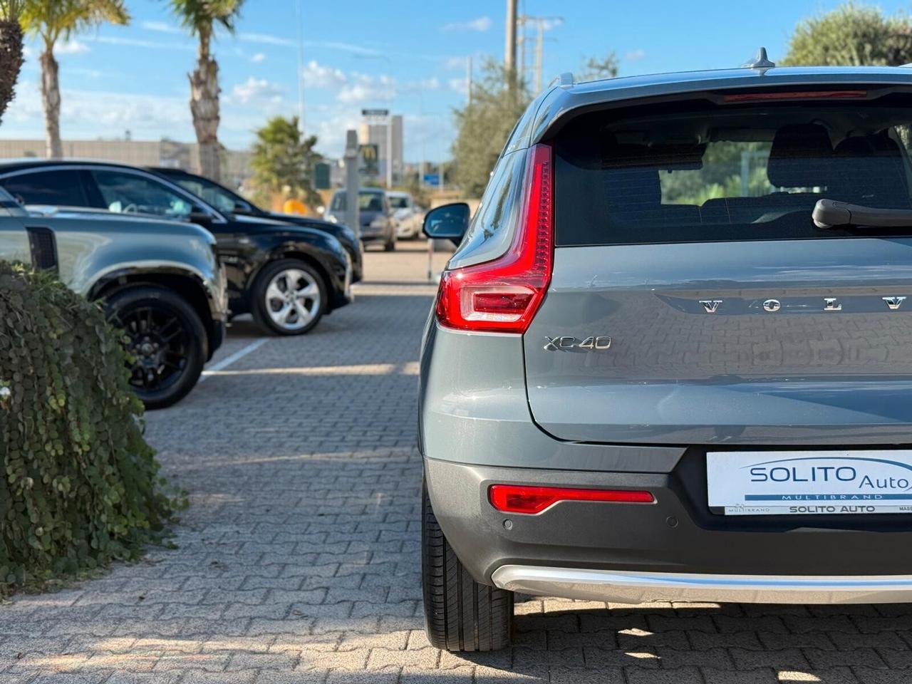 Volvo XC40 T4 Recharge Plug-in Hybrid 211cv Essential