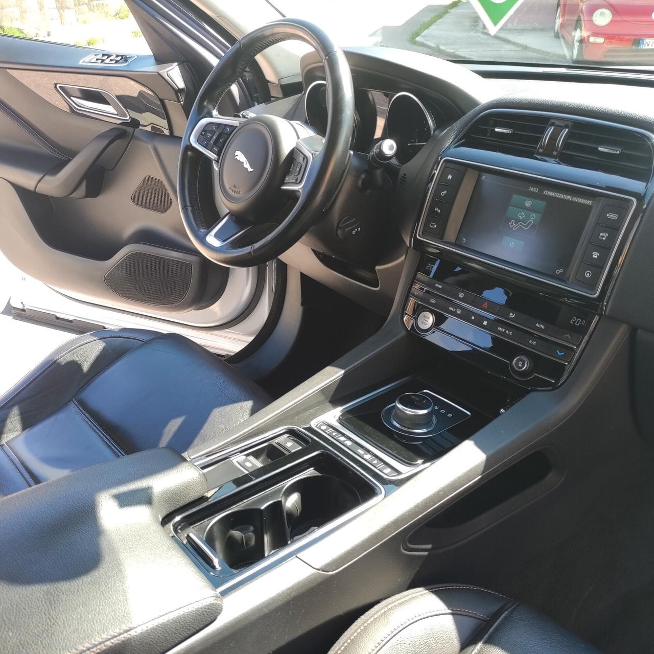 Jaguar F-Pace 2.0 D 240 CV AWD aut. Portfolio