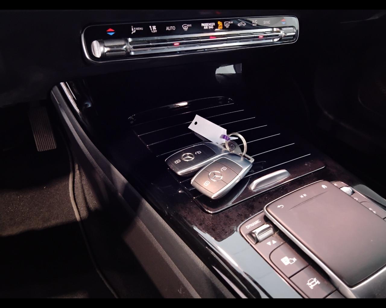 Mercedes-Benz Classe A - W177 2018 - A 180 d Sport auto