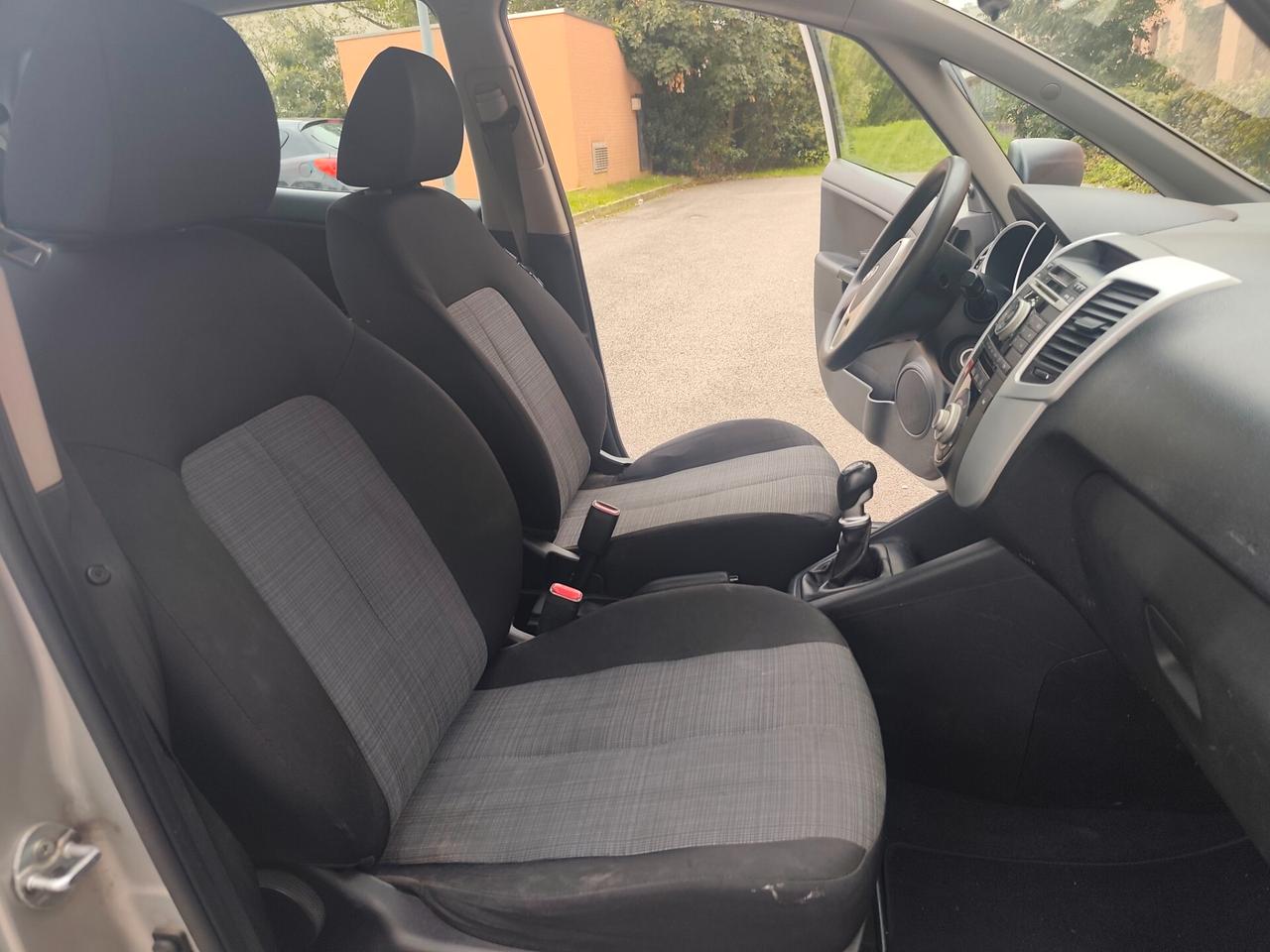 Kia Venga 1.4 Benzina GPL euro 5 neopatentati