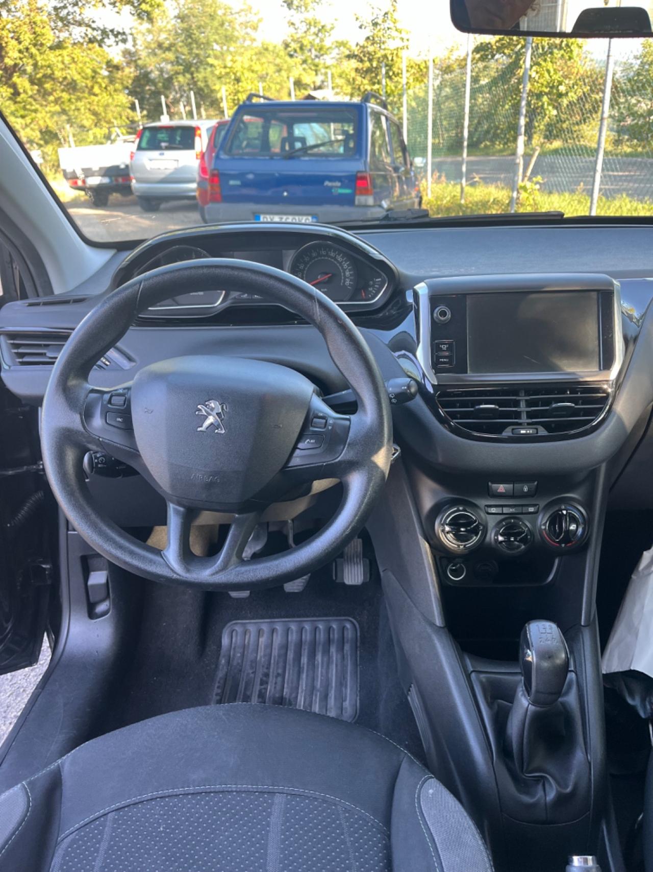 Peugeot 208 1.4 HDi 68 CV 5 porte Active