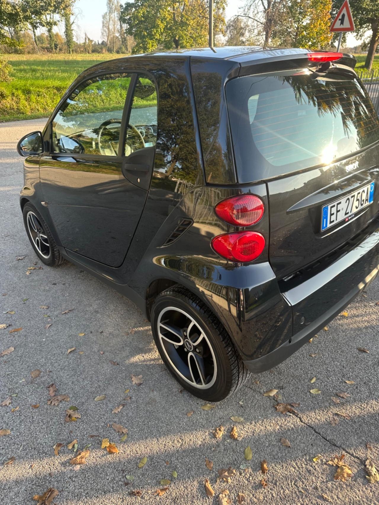 Smart ForTwo 1000 62 kW coupé pulse