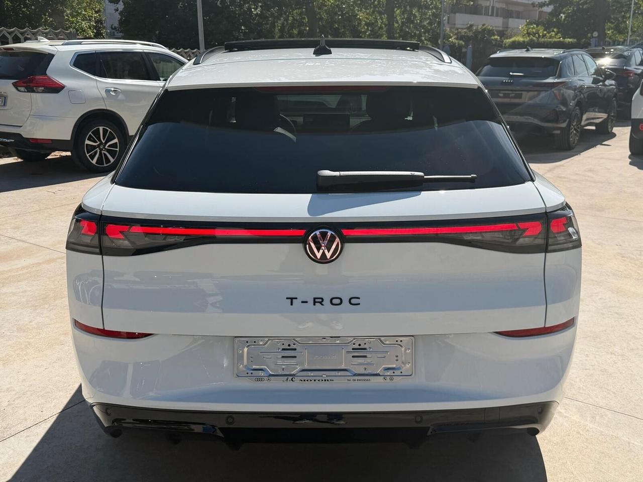 Volkswagen T-Roc 1.5 eTSI ACT 150 CV DSG R-Line