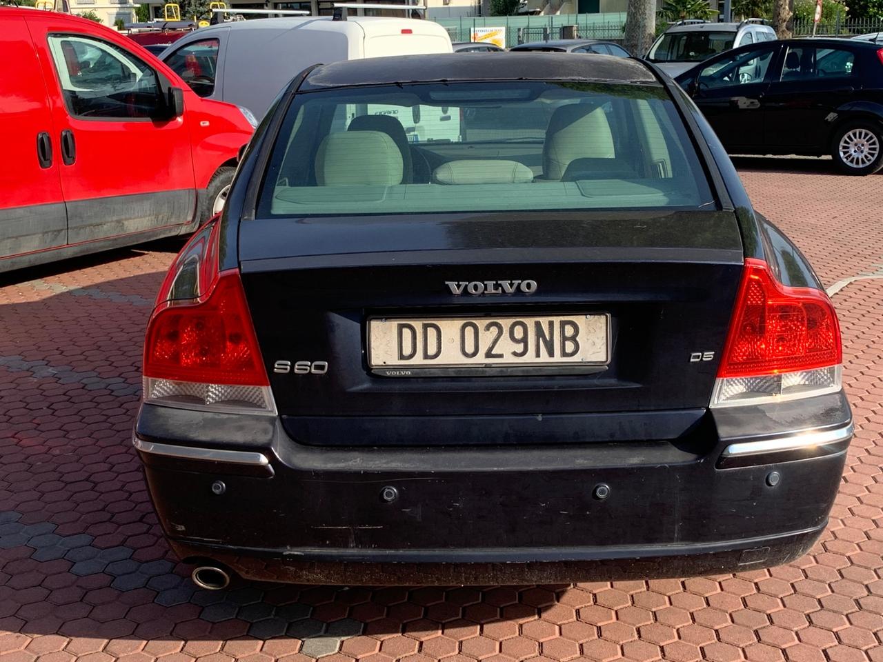 Volvo S60 2.4 D5 20V (185CV) cat Summum