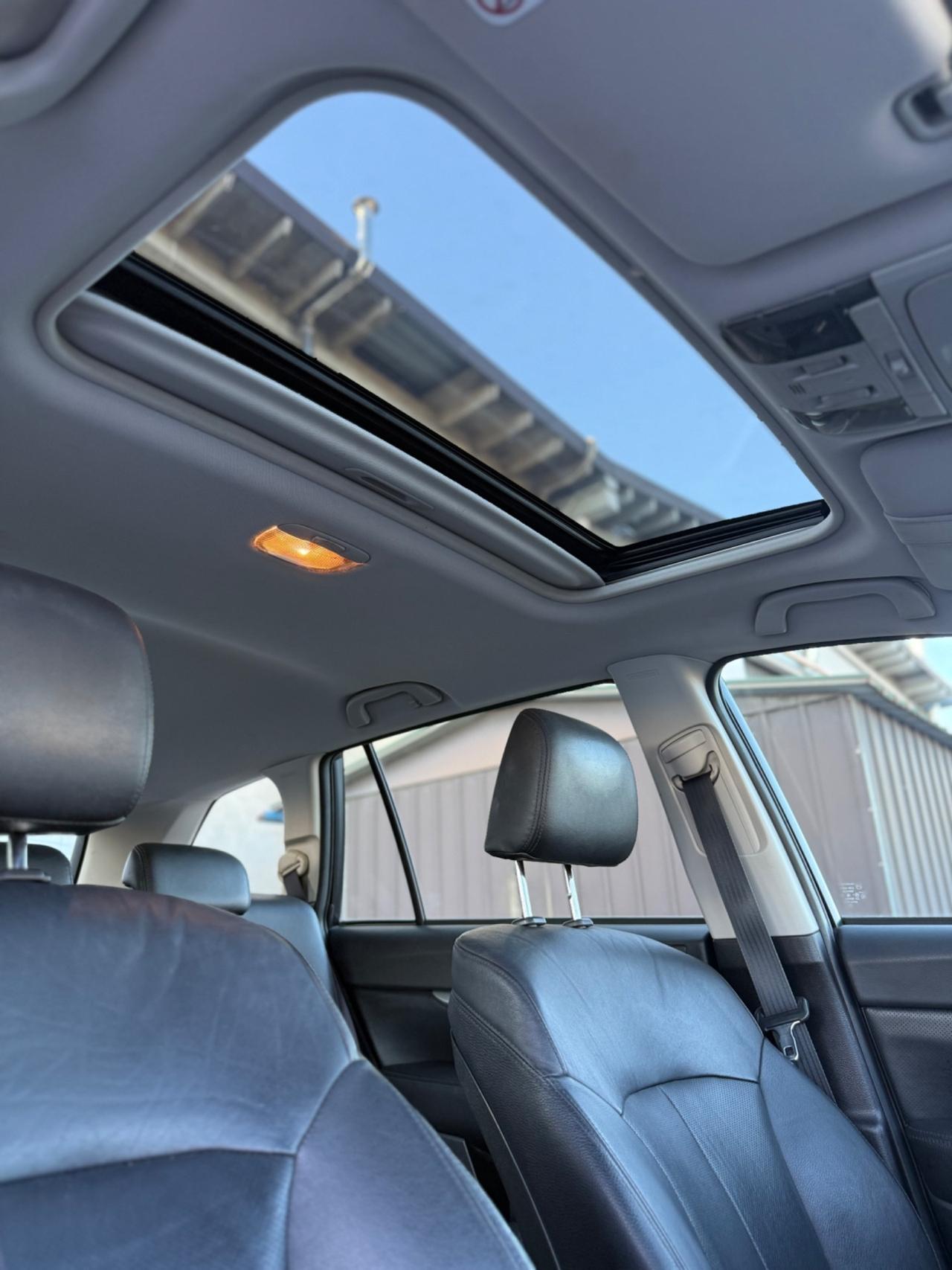 Subaru OUTBACK 2.0D Trend Leather