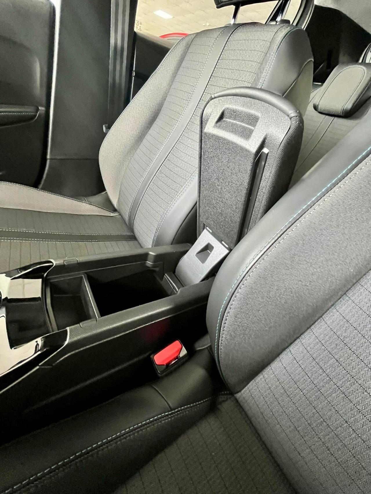 Peugeot 208 PureTech 100 Stop&Start EAT8 5 porte Allure