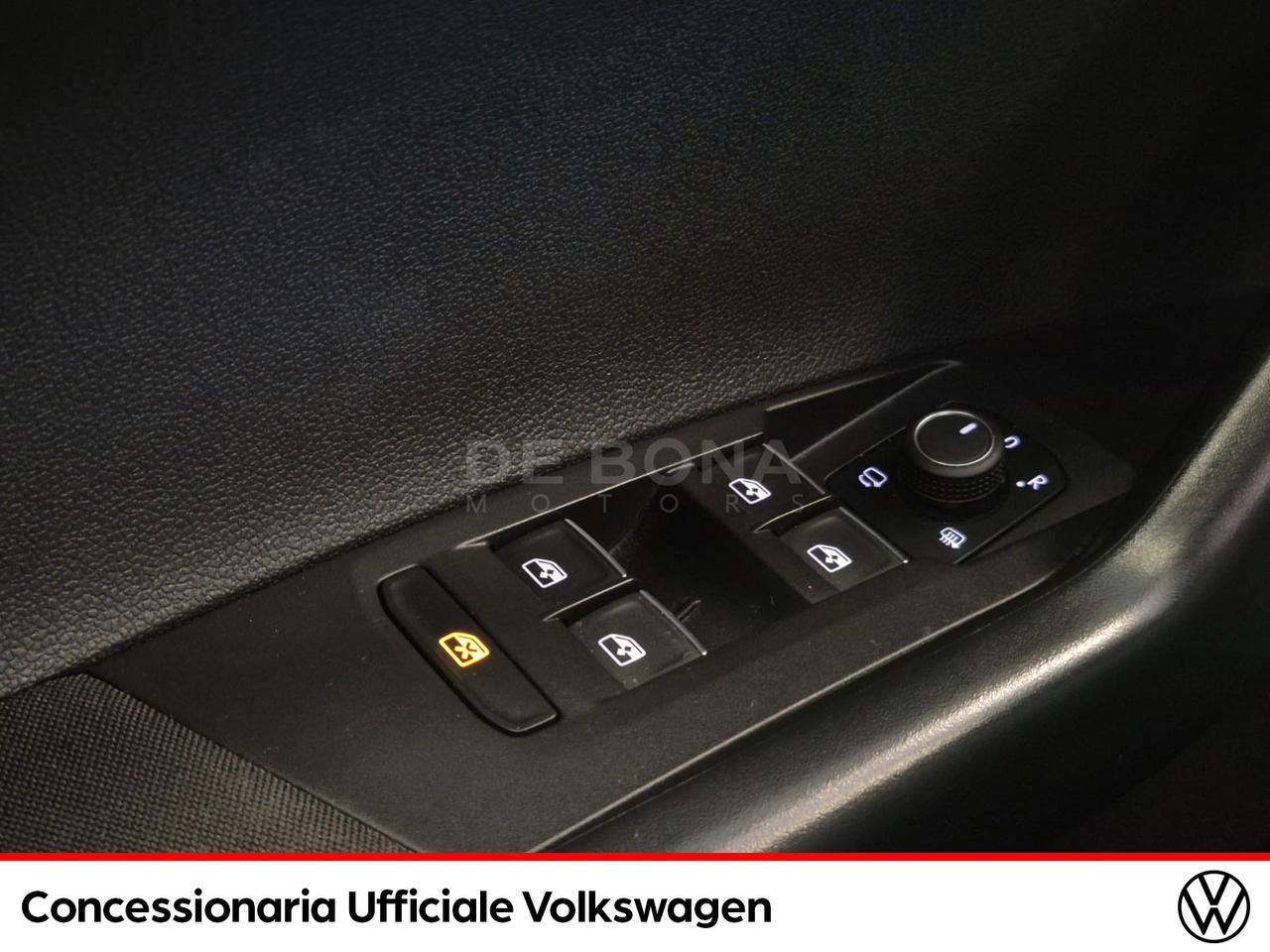 Volkswagen Taigo 1.0 tsi r-line 115cv