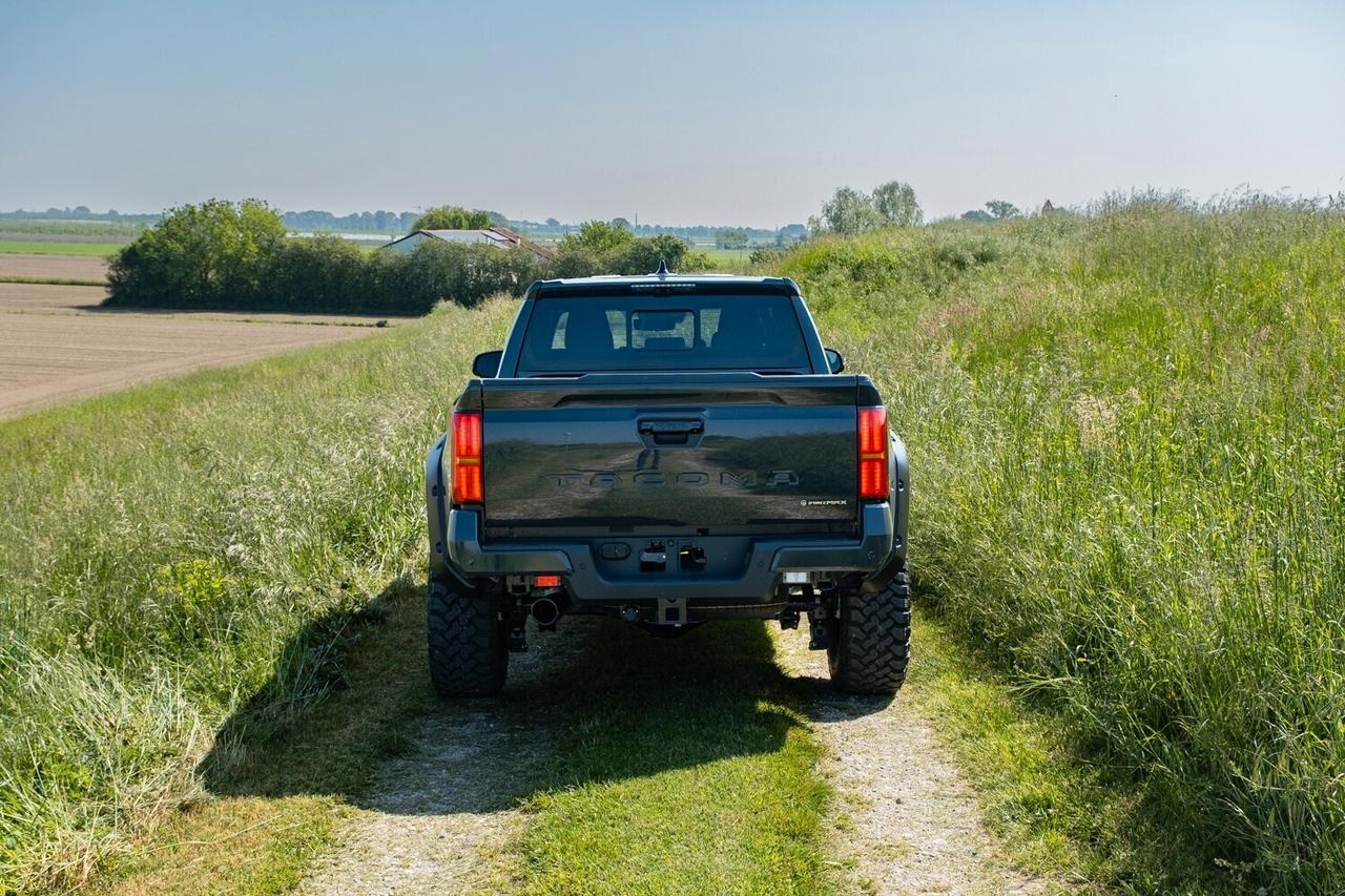 Toyota Tacoma LIMITED 2.4 i-Force HYBRID 4x4 THUNDERSTORM