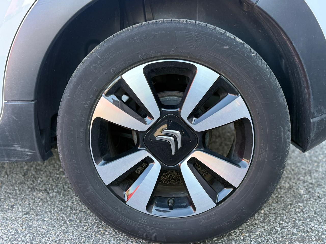 CITROEN C3 PureTech 83 S&S Shine