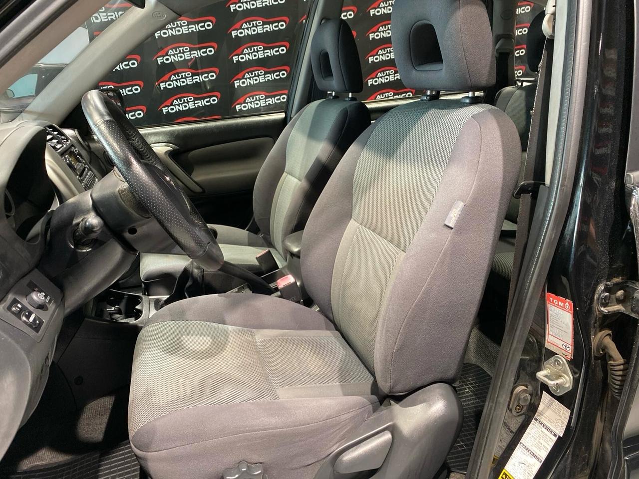 Toyota RAV 4 2.0 Diesel - 2004