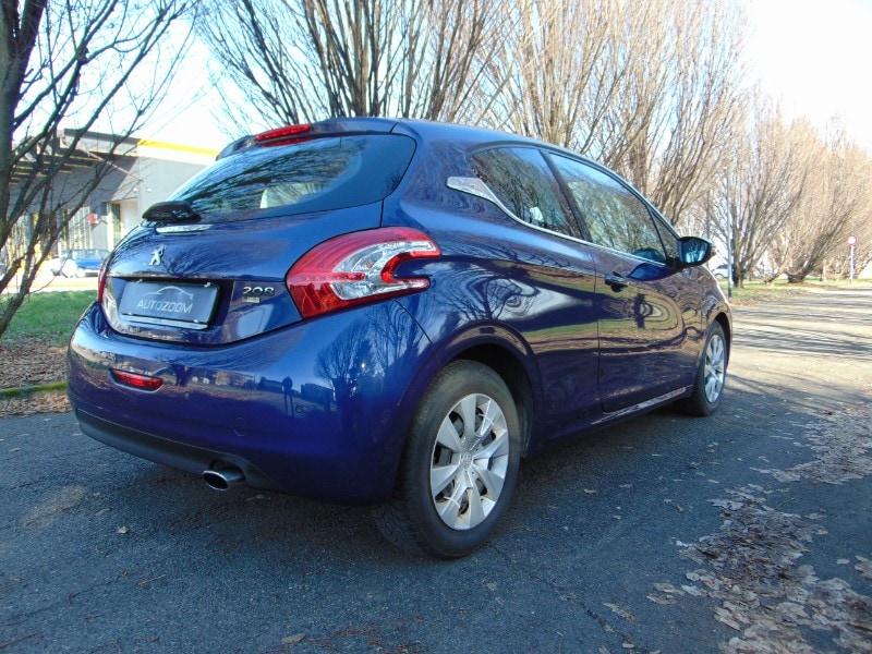 PEUGEOT 208 1° serie 1.6 e-HDi 92 CV Stop&Star...