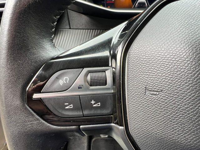 PEUGEOT 208 BlueHDi 100 Allure Pack