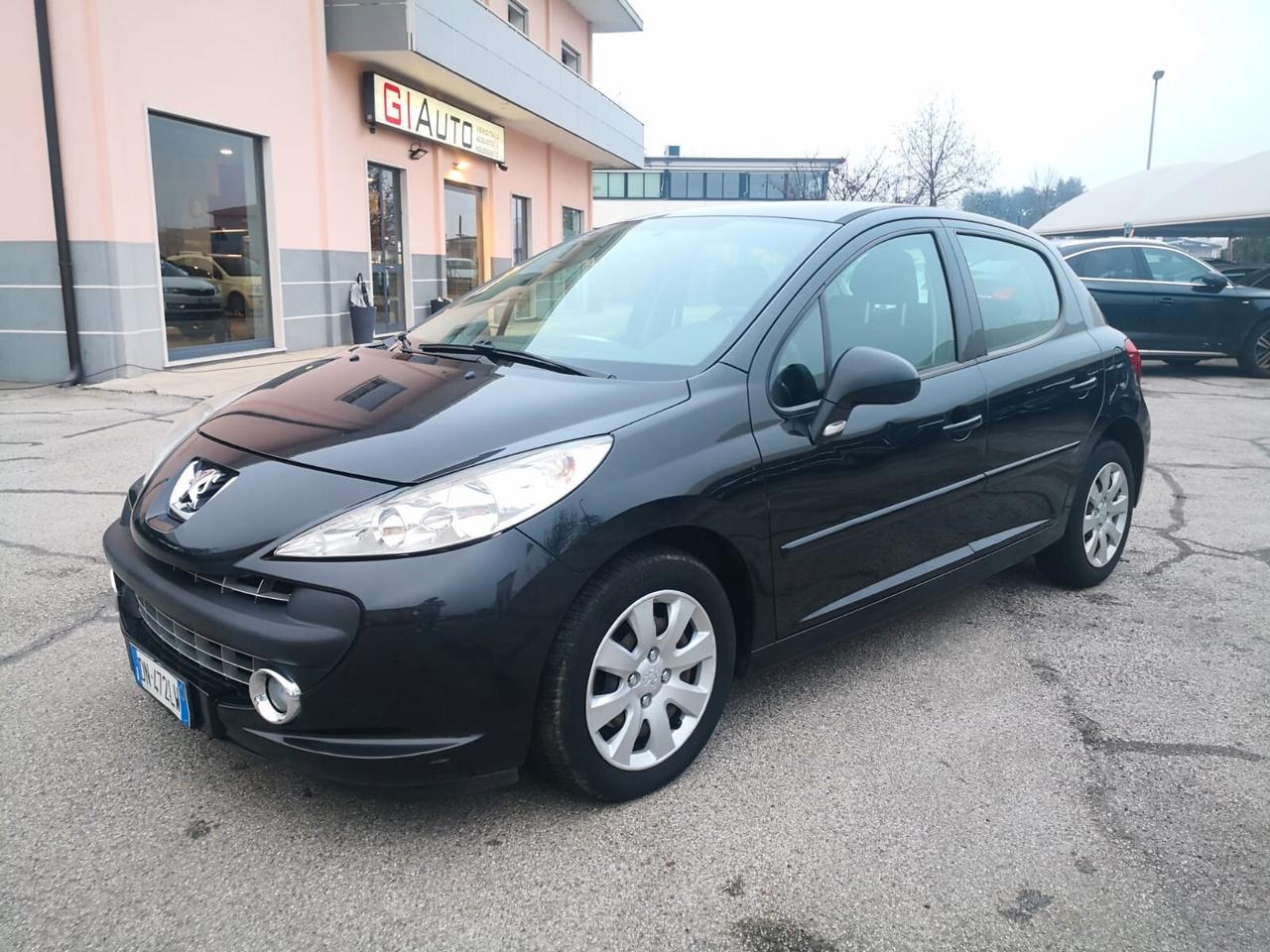 Peugeot 207 1.4 benz 95CV 5p. ***NEOPATENTATI***