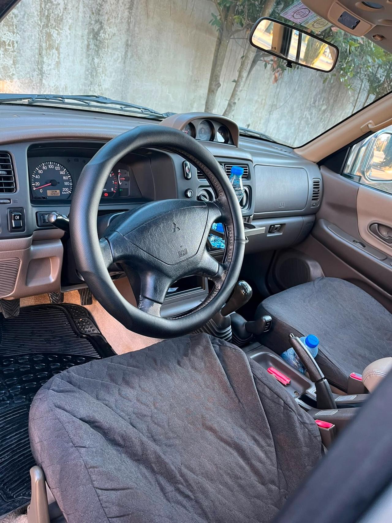 Mitsubishi Pajero Sport 3.0i V6 24V - 4x4