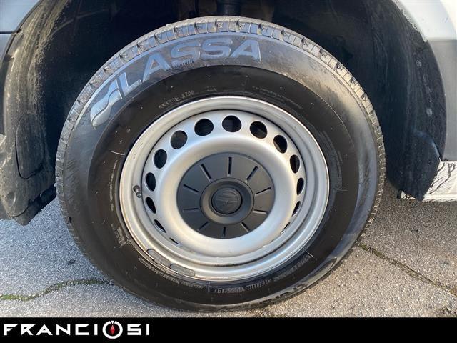 VOLKSWAGEN Crafter 30 2.0 tdi 140cv L3H2 Logistic my19