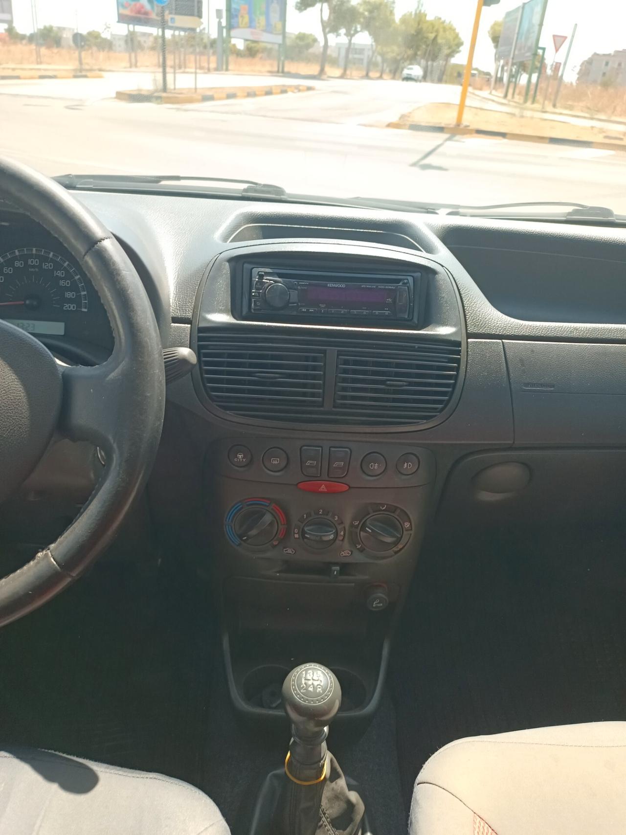 Fiat Punto 1.2 5 porte Active Natural Power