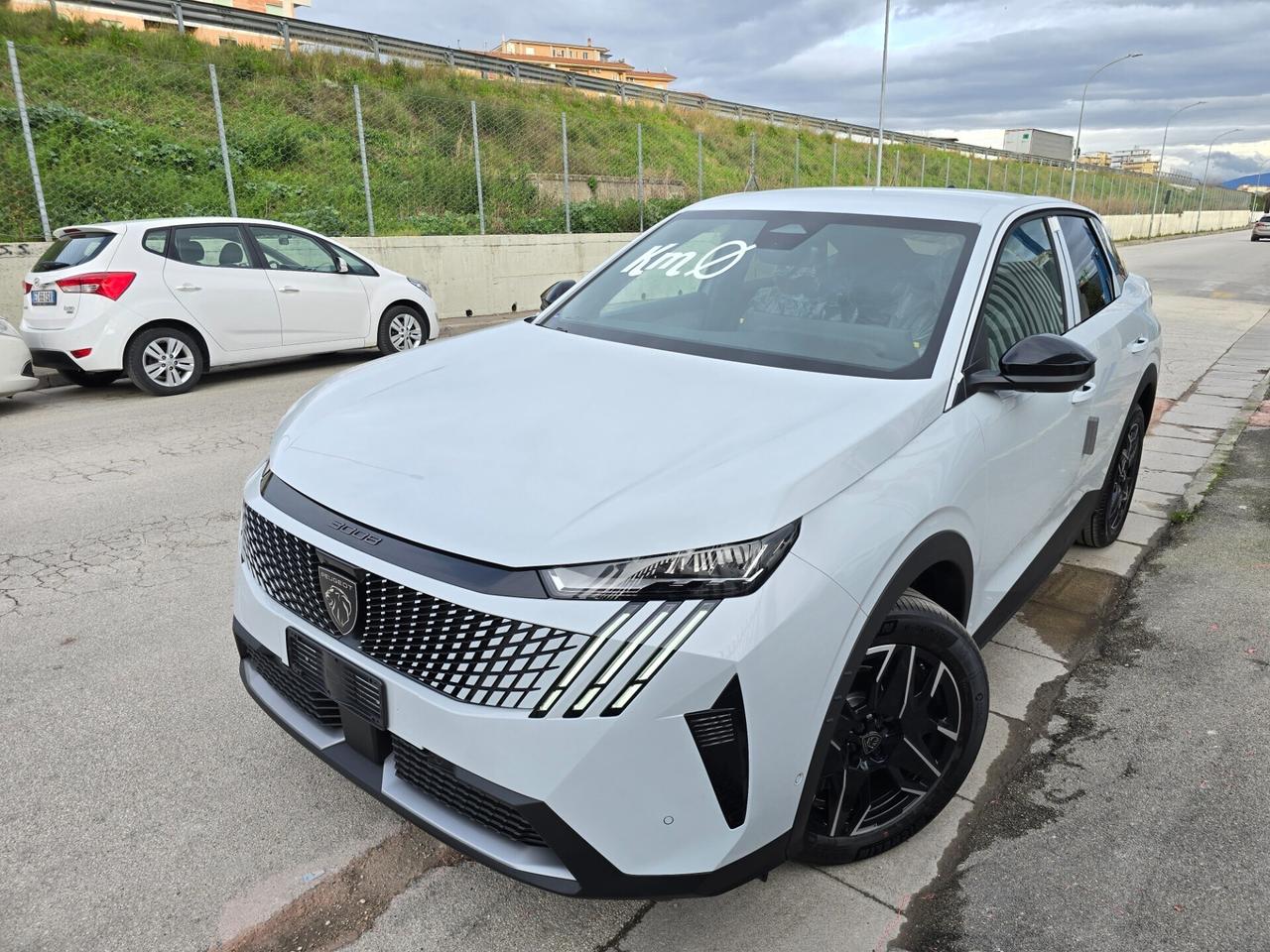 Peugeot 3008 Plug-in Hybrid 195 e-DCS7 Allure KM0