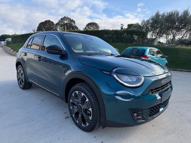 Fiat 600 Hybrid 110 CV DCT MHEV La Prima II