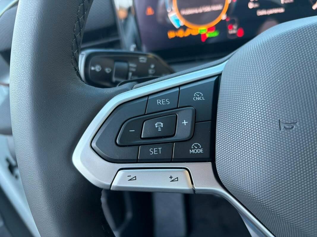 Volkswagen T-Roc 1.5 etsi Life 115cv dsg