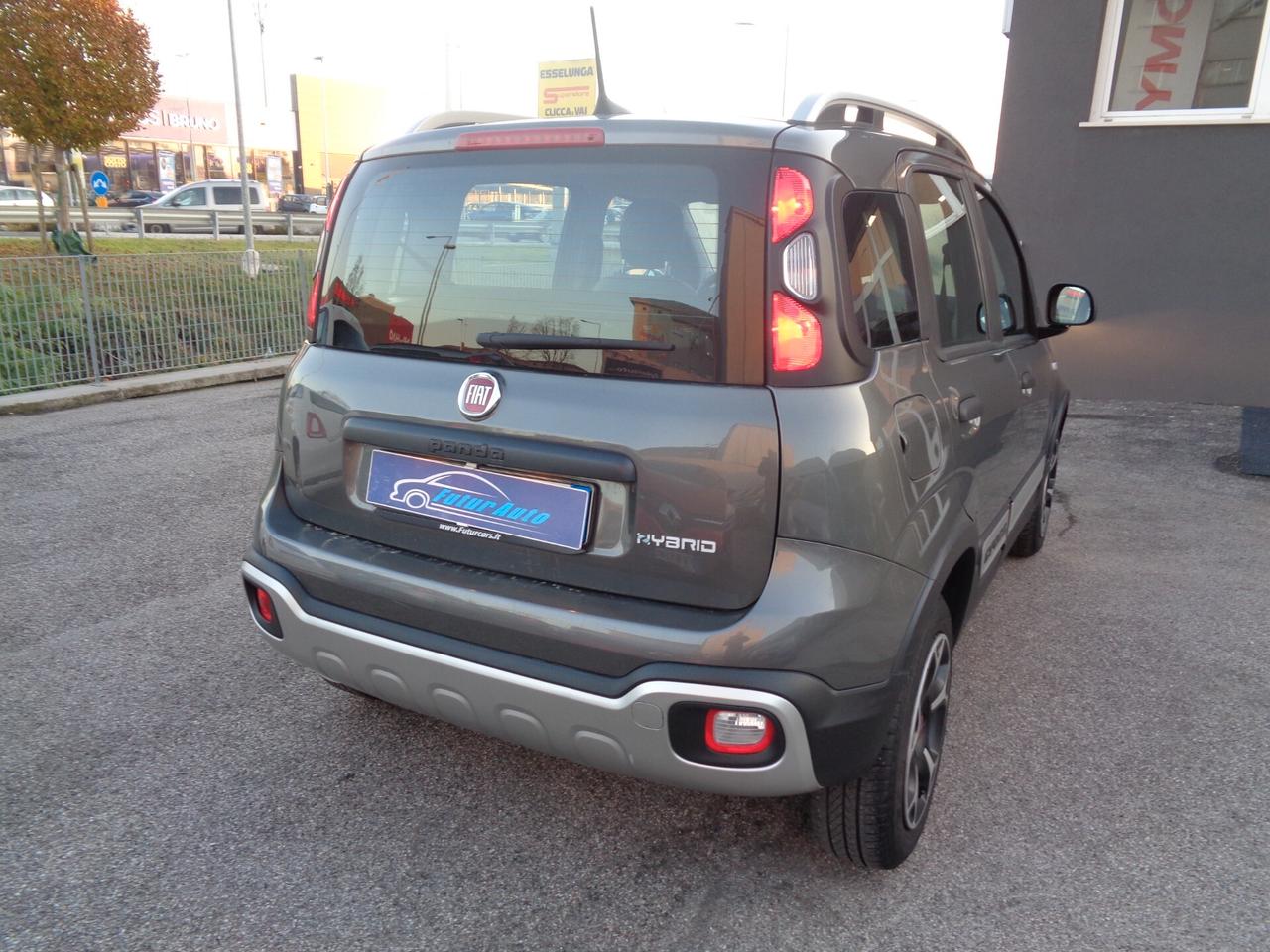 Fiat Panda 1.0 FireFly S&S Hybrid City Cross