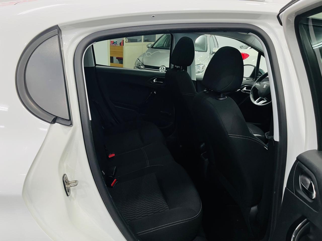 Peugeot 208 1.6 BlueHDi 100cv Style anno 2015