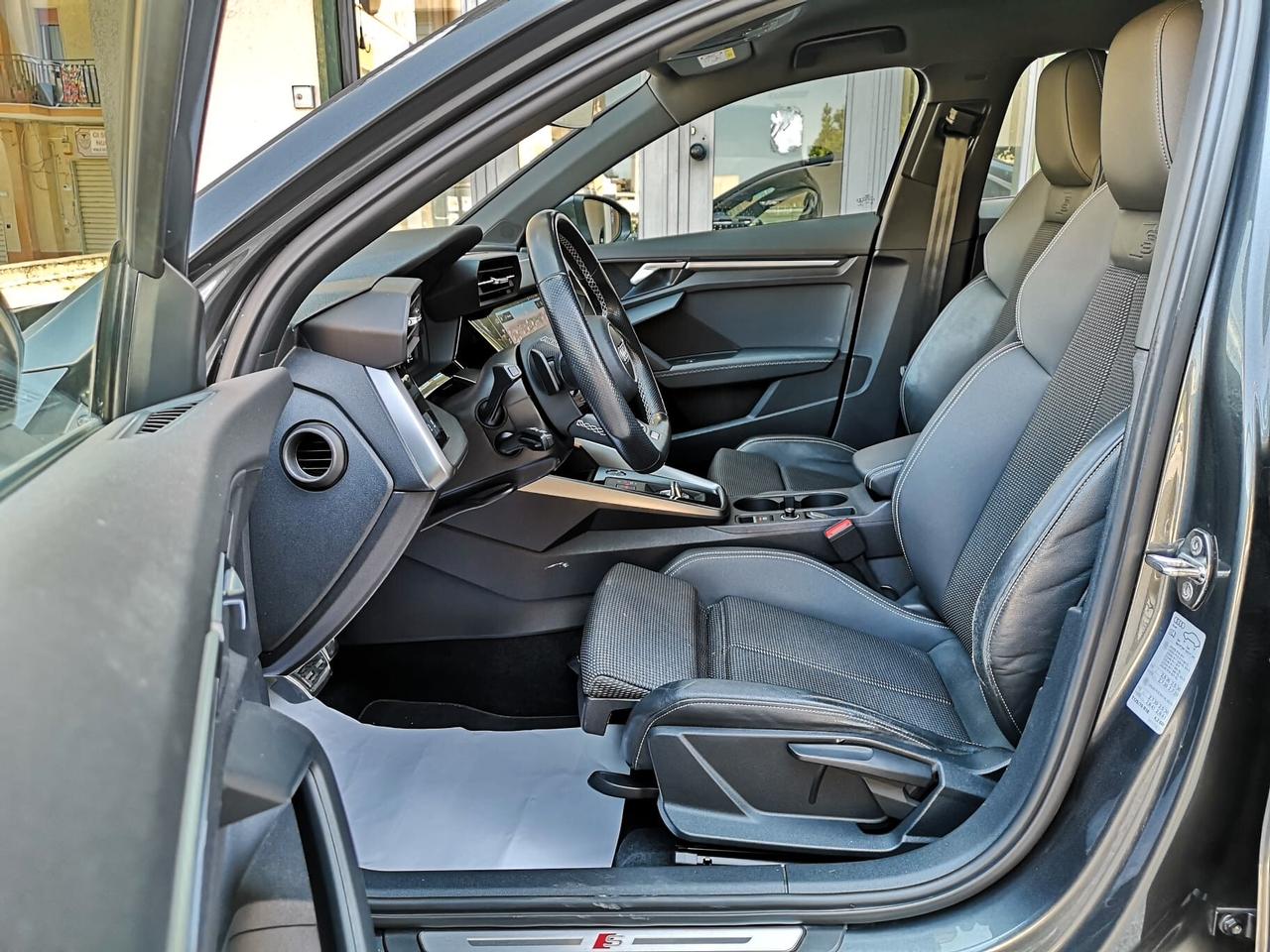Audi A3 Sedan 30 TDI S tronic line edition