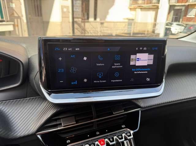 Peugeot 208 1.2 Hybrid Allure 110cv e-dcs 6