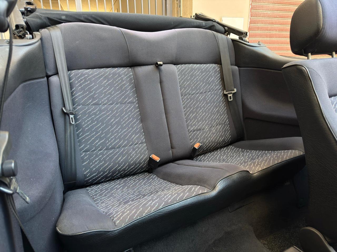 Volkswagen Golf Cabriolet 1.8 75 cv cat Avantgarde