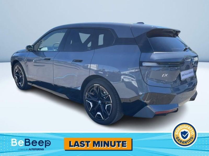 BMW iX XDRIVE40 PACCHETTO SPORTIVO