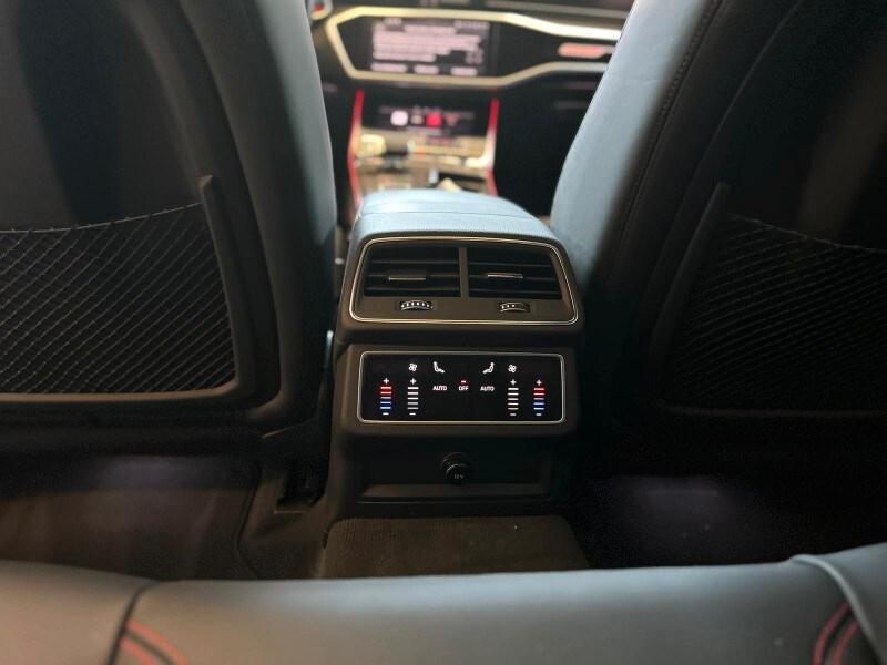 AUDI A6 5ª serie RS 6 Avant 4.0 TFSI V8 quattr...