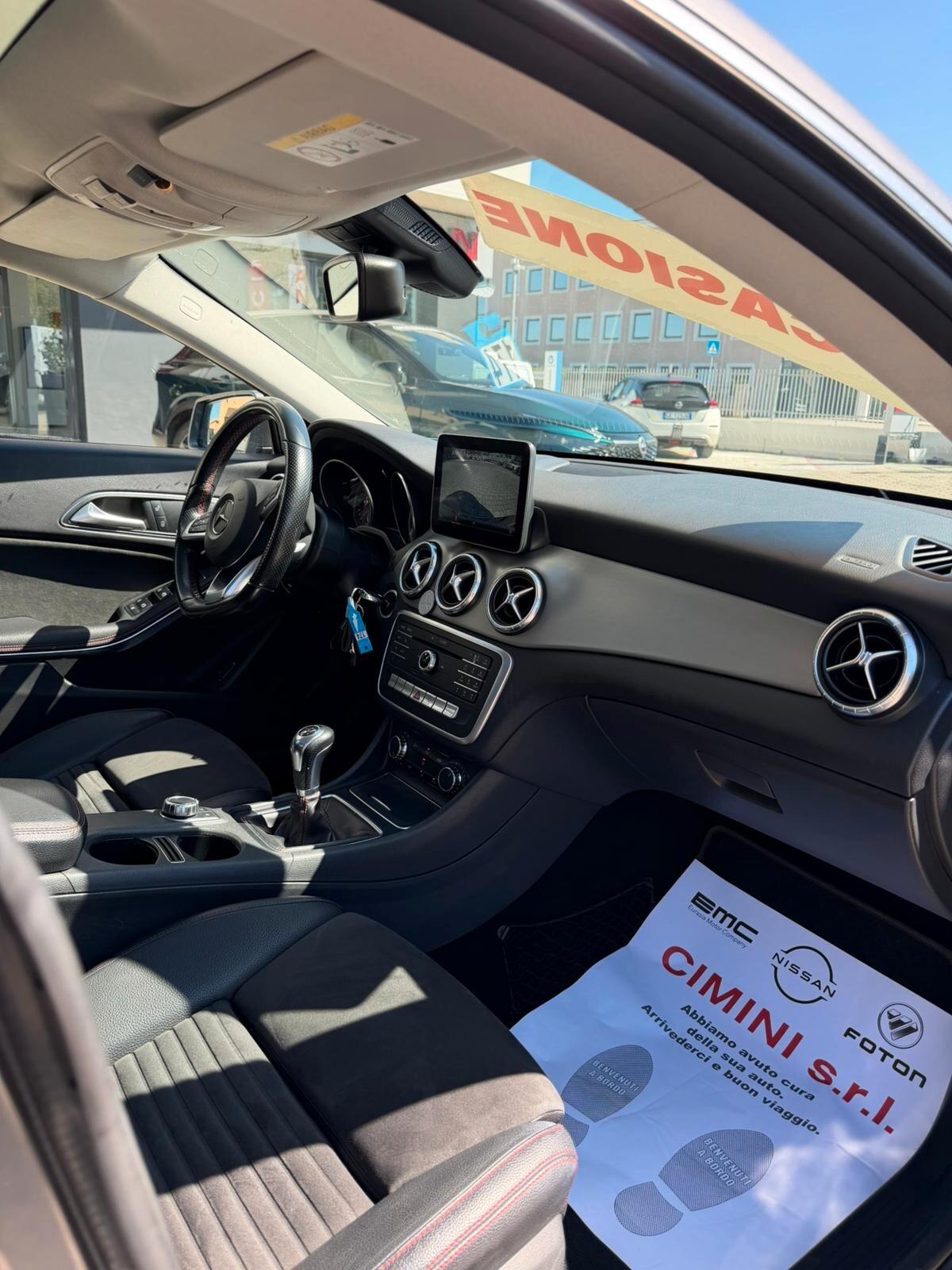 Mercedes-benz CLA 180 d Premium